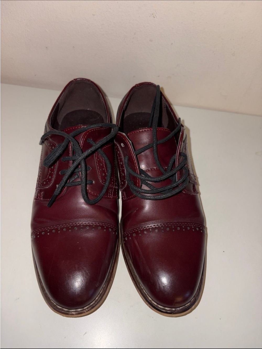 Clarks Men's Burgundy Leather Derby Shoes